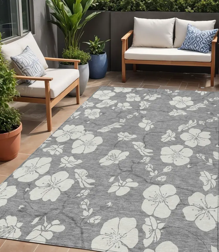5' X 8' Gray And Ivory Floral Washable Indoor Outdoor Area Rug