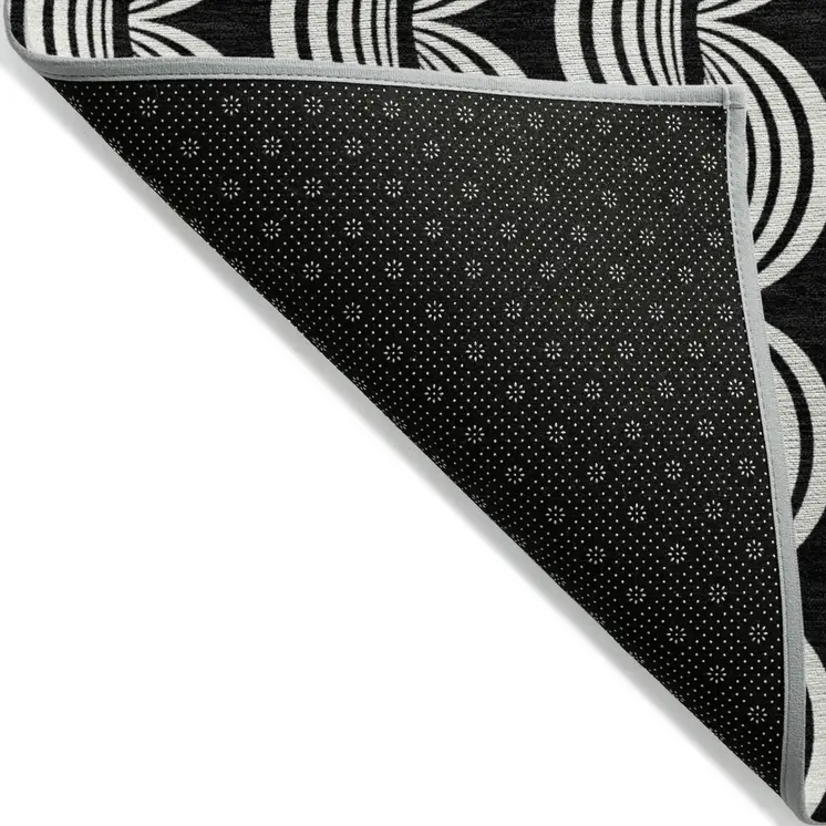 3' X 5' Black And Ivory Ogee Washable Indoor Outdoor Area Rug