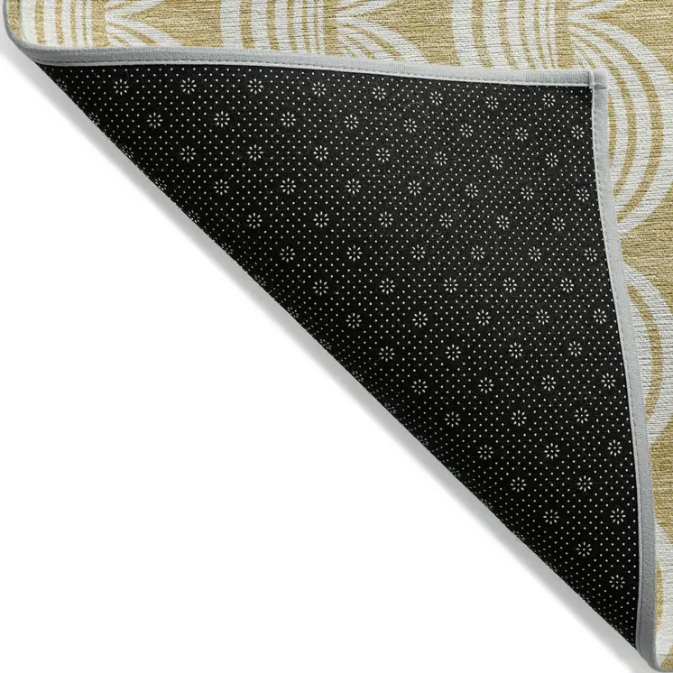 8' X 10' Gold And Beige Ogee Washable Indoor Outdoor Area Rug