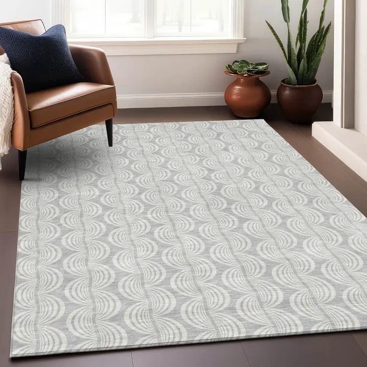 5' X 8' Silver And Ivory Ogee Washable Indoor Outdoor Area Rug
