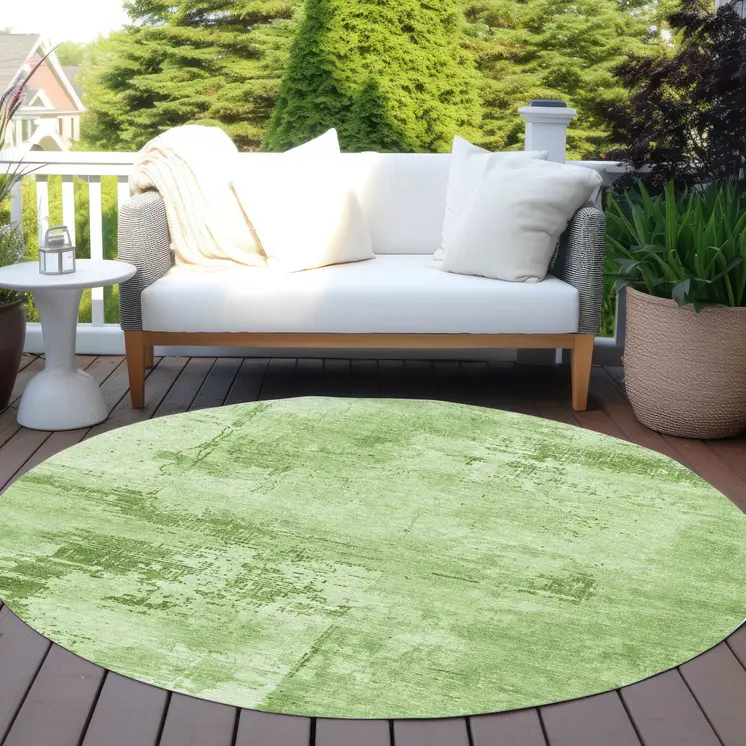 8' Green And Ivory Round Abstract Washable Indoor Outdoor Area Rug