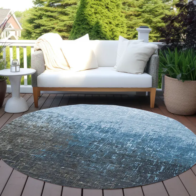 8' Blue And Dark Gray Round Ombre Washable Indoor Outdoor Area Rug