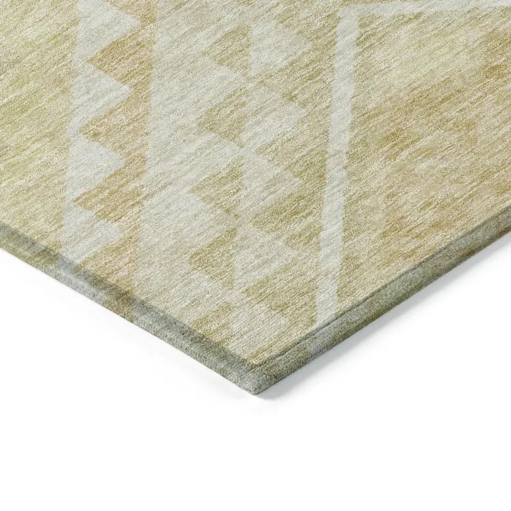 8' Tan And Light Brown Round Southwestern Washable Indoor Outdoor Area Rug