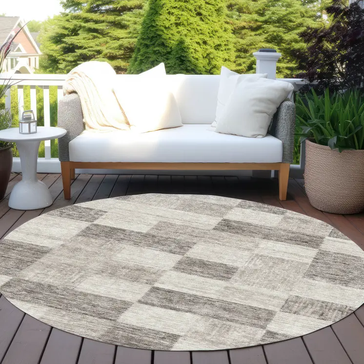8' Beige And Gray Round Geometric Washable Indoor Outdoor Area Rug