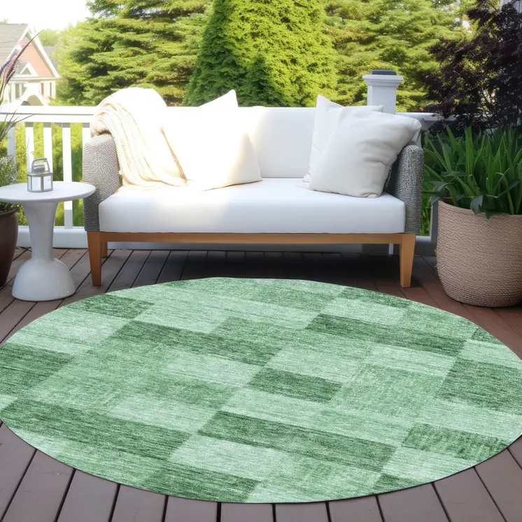 8' Light Green And Dark Green Round Geometric Washable Indoor Outdoor Area Rug