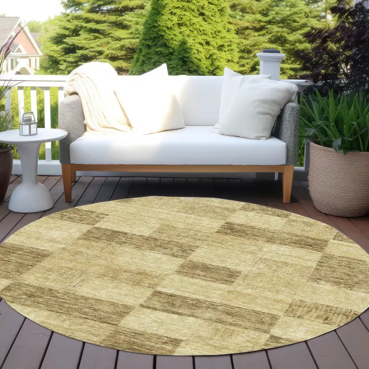 8' Gold And Brown Round Geometric Washable Indoor Outdoor Area Rug