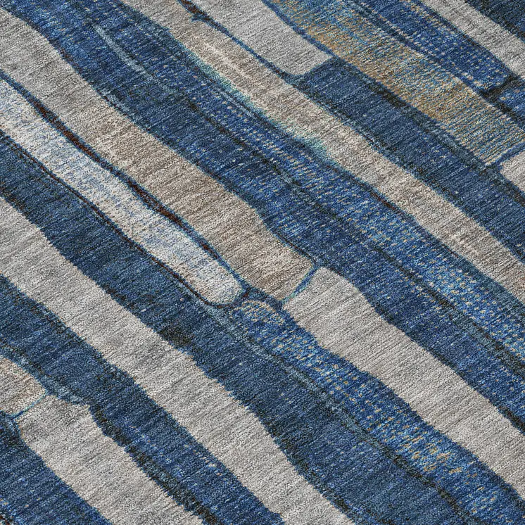 8' Navy Blue And Denim Blue Round Striped Washable Indoor Outdoor Area Rug