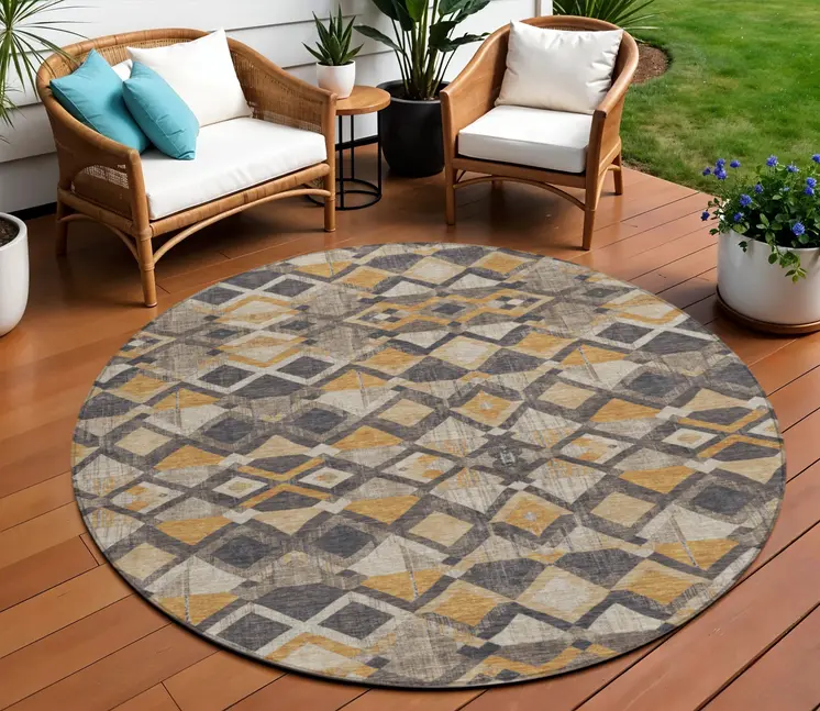 8' Wheat And Gold Round Geometric Washable Indoor Outdoor Area Rug