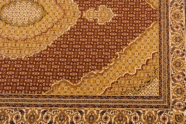 2' X 3' Red And Beige Oriental Area Rug