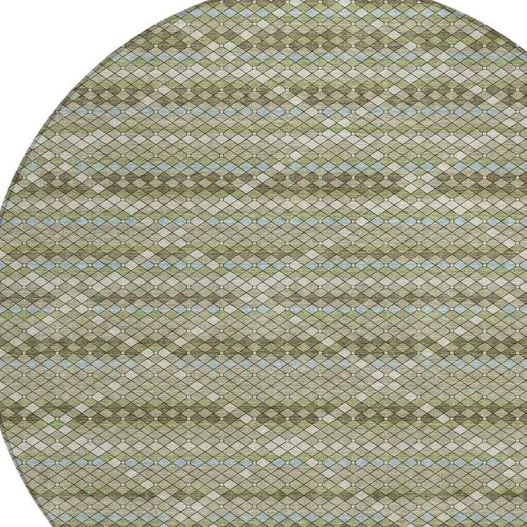 8' Artichoke Green And Fern Green Round Geometric Washable Indoor Outdoor Area Rug