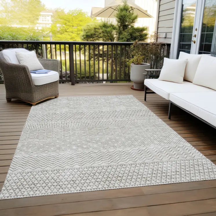 5' X 8' Beige And Ivory Chevron Washable Indoor Outdoor Area Rug