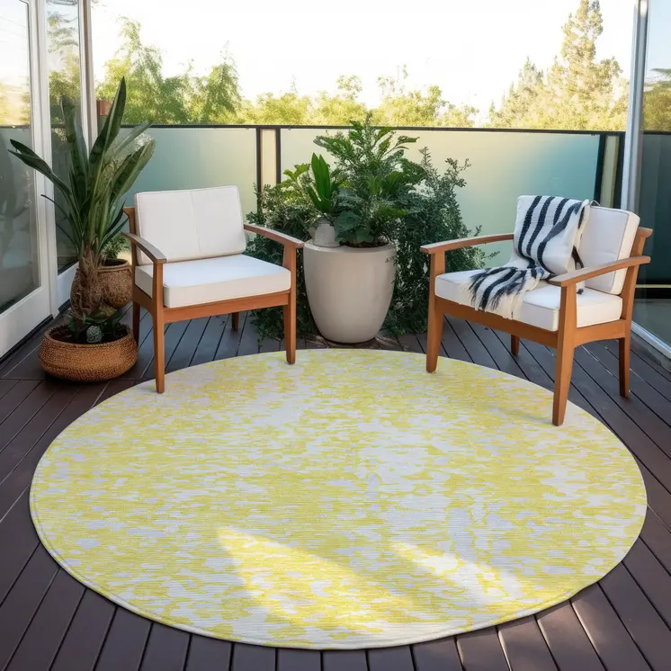 8' Yellow And Ivory Round Abstract Washable Indoor Outdoor Area Rug