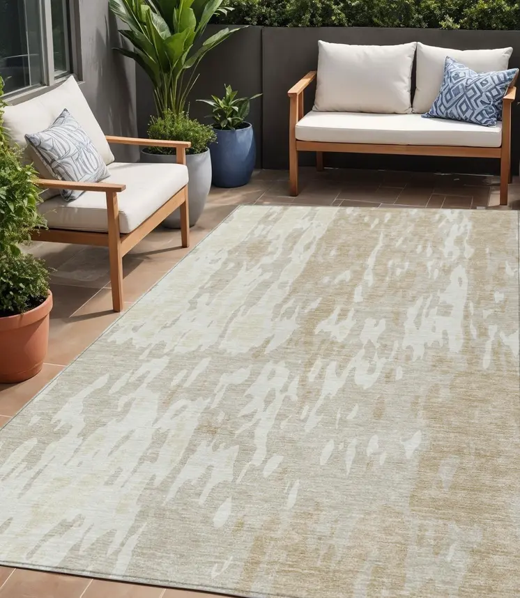 5' X 8' Beige And Ivory Abstract Washable Indoor Outdoor Area Rug