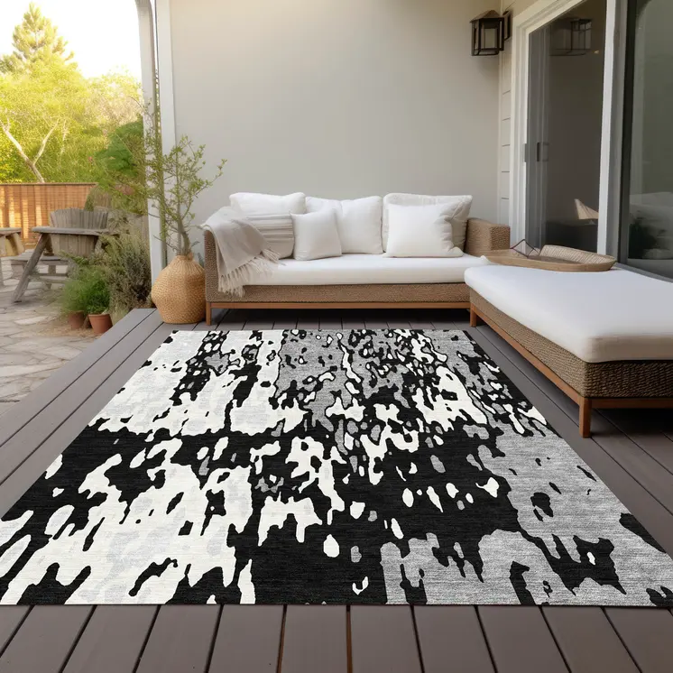 5' X 8' Black And Ivory Abstract Washable Indoor Outdoor Area Rug