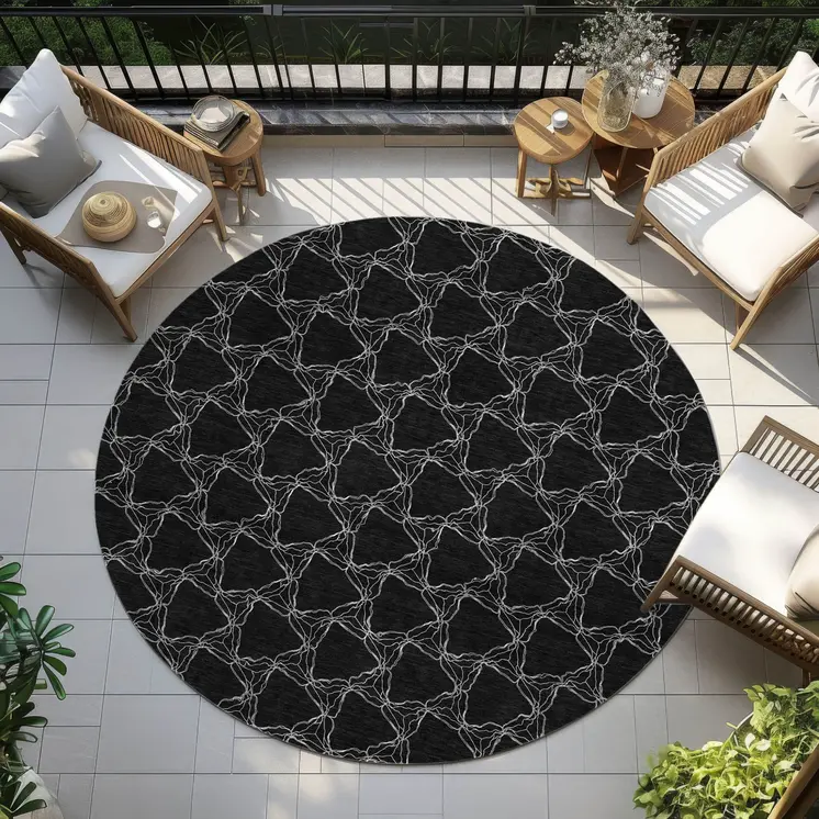8' Black And White Round Geometric Washable Indoor Outdoor Area Rug