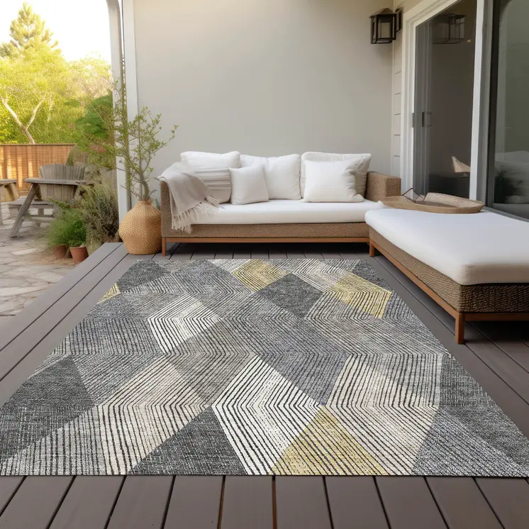 8' X 10' Pewter Gray And Gold Argyle Washable Indoor Outdoor Area Rug