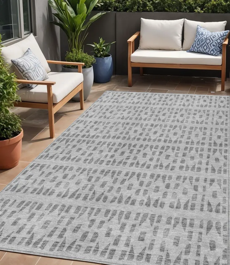 5' X 8' Gray And Ivory Geometric Washable Indoor Outdoor Area Rug
