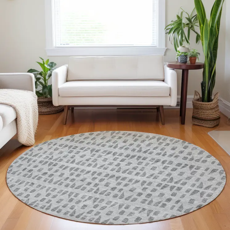 8' Gray And Ivory Round Geometric Washable Indoor Outdoor Area Rug