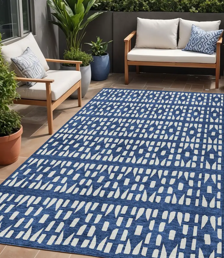 5' X 8' Navy Blue And Ivory Geometric Washable Indoor Outdoor Area Rug