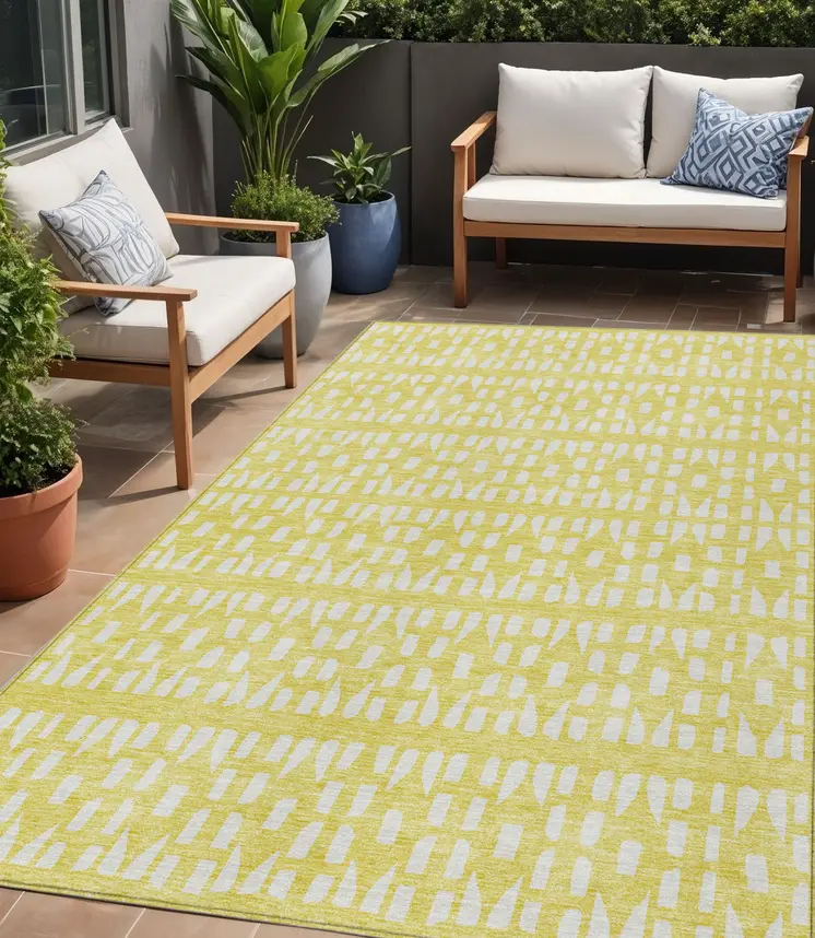 5' X 8' Yellow And Ivory Geometric Washable Indoor Outdoor Area Rug
