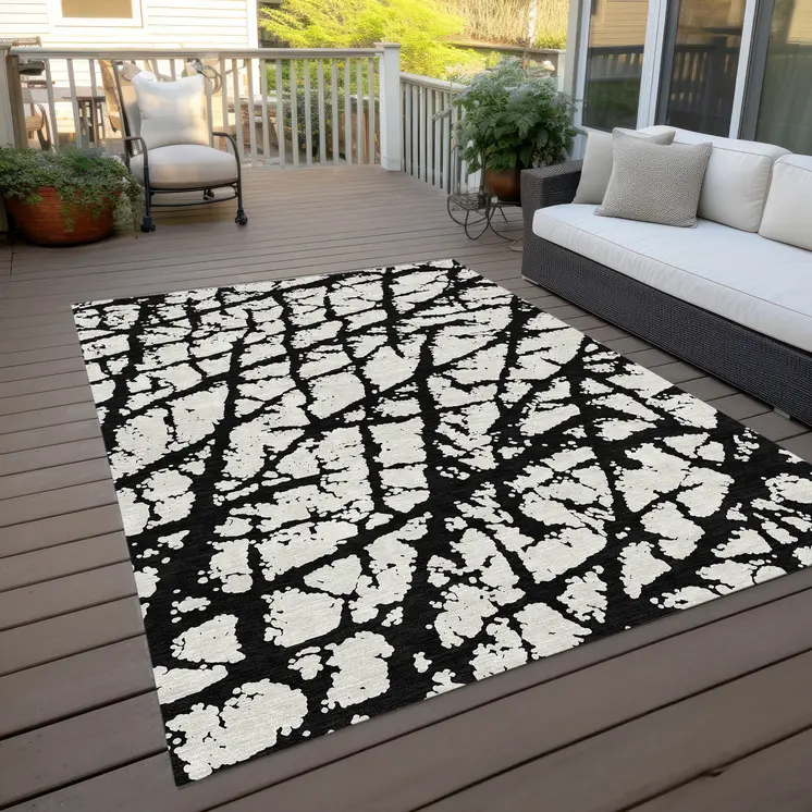 10' X 14' Black And Ivory Abstract Washable Indoor Outdoor Area Rug