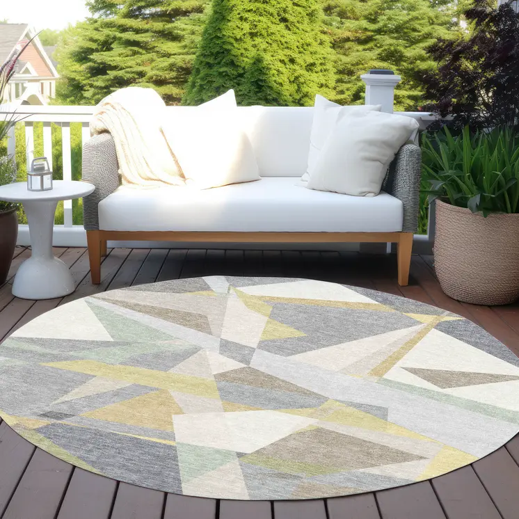 8' Pewter Ivory And Wheat Round Geometric Washable Indoor Outdoor Area Rug