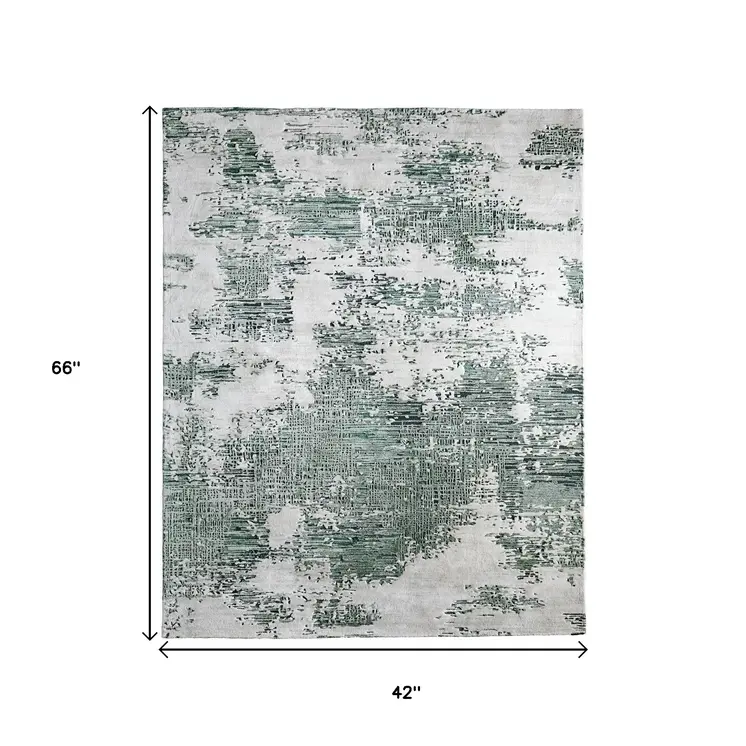 4' X 6' Green And White Abstract Hand Tufted Area Rug