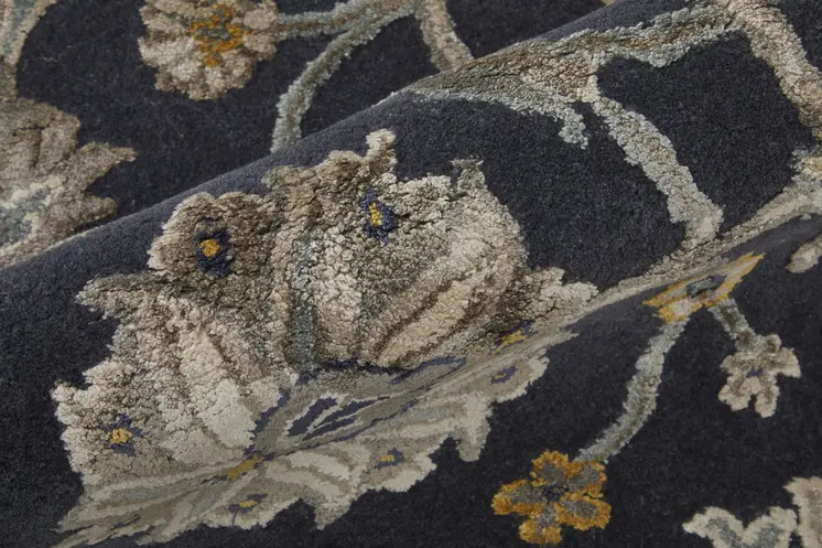 5' X 8' Blue Silver And Gray Floral Hand Tufted Area Rug