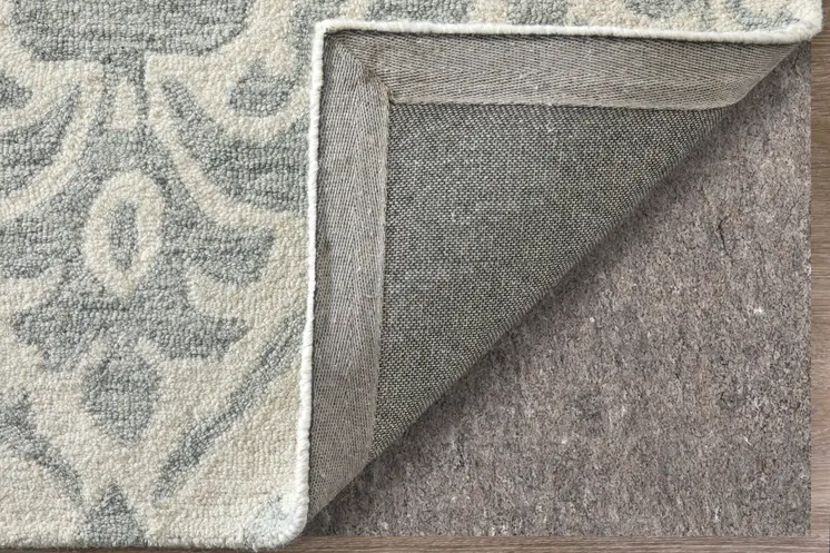 8' X 10' Ivory And Gray Floral Hand Tufted Area Rug