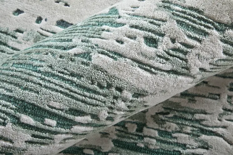 9' X 12' Green And White Abstract Hand Tufted Area Rug