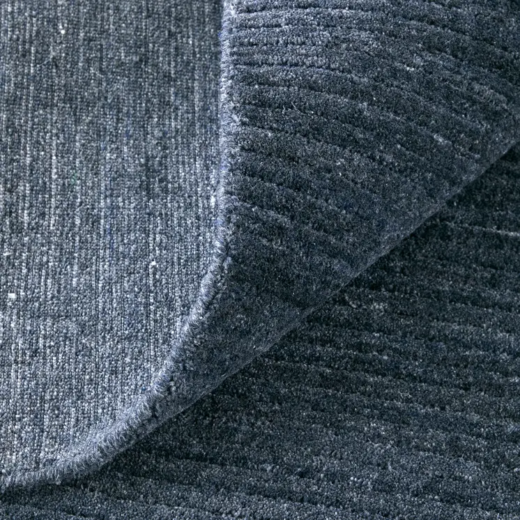 8' X 10' Blue And Gray Hand Woven Distressed Area Rug