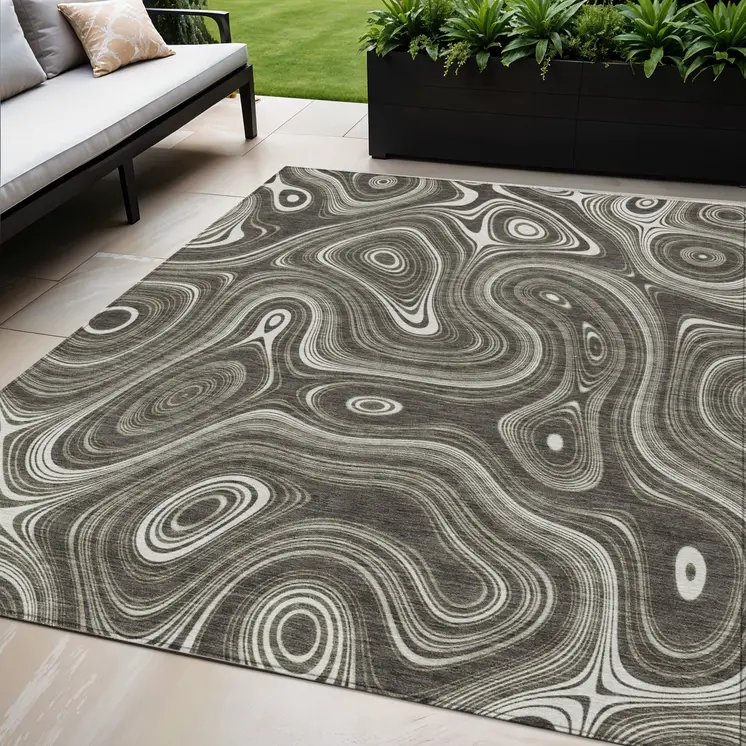 5' X 8' Gray And Ivory Geometric Washable Indoor Outdoor Area Rug