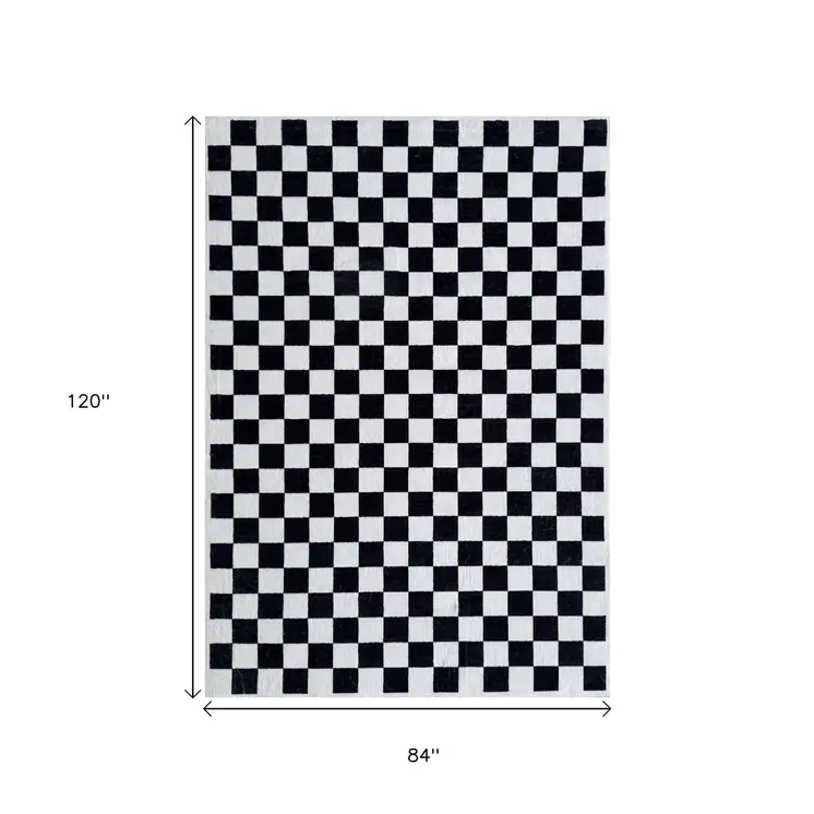 7' X 10' Black And White Checkered Area Rug