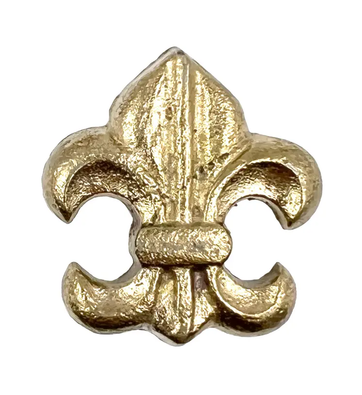 Set of Six Gold Cast Aluminum Fleur De Lis Drawer Pull Knobs