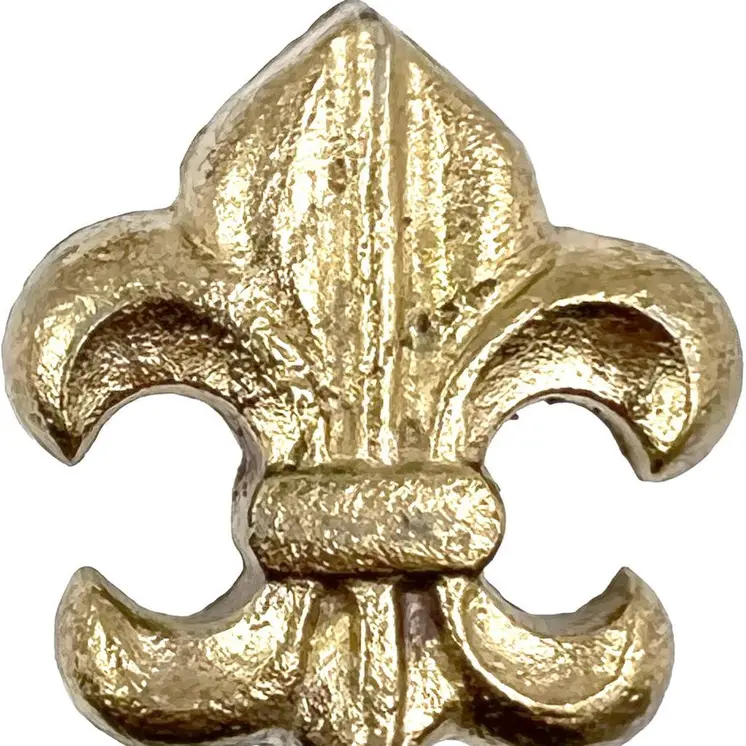 Set of Six Gold Cast Aluminum Fleur De Lis Drawer Pull Knobs
