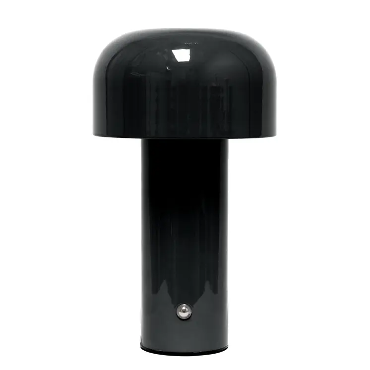 8" Black Metal Table Lamp