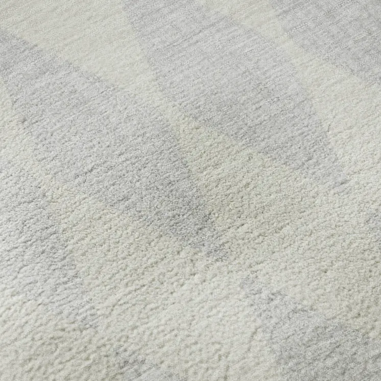3' X 5' Silver And Ivory Diamond Washable Area Rug With UV Protection