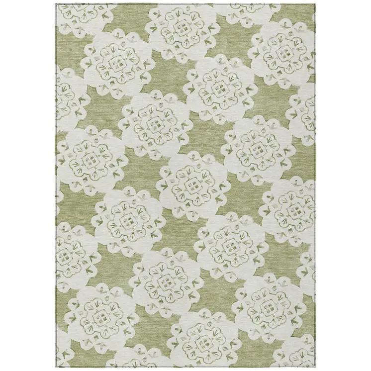 5' X 8' Artichoke Green And Ivory Quatrefoil Washable Indoor Outdoor Area Rug
