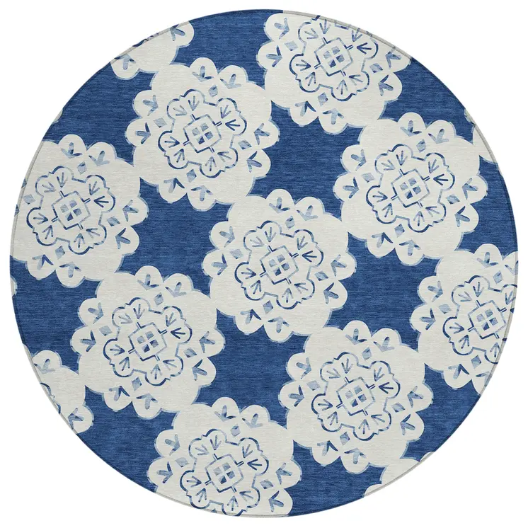 8' Navy Blue And Ivory Round Quatrefoil Washable Indoor Outdoor Area Rug