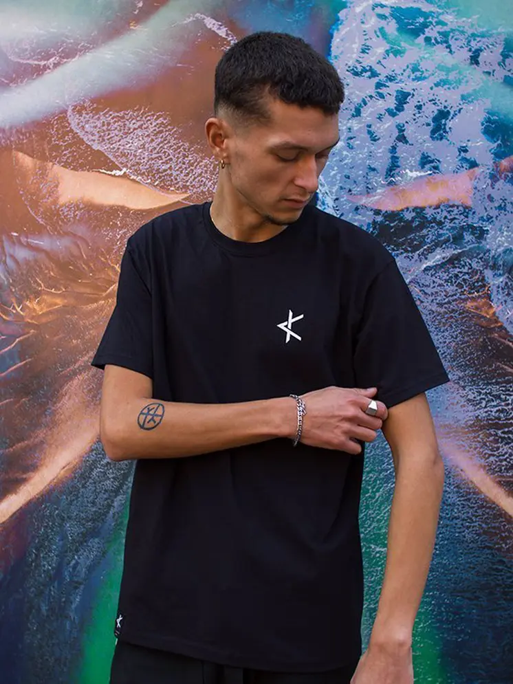 Special T-shirt - Black