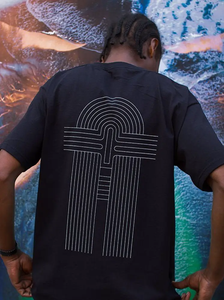 Totem T-shirt - Black