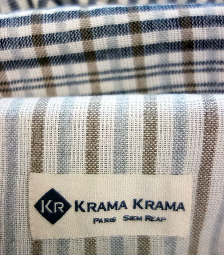 Ivory black traditional krama