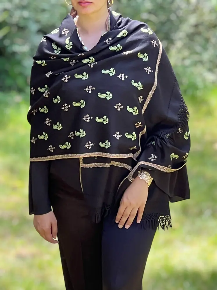 Limited Edition Black and Green Paisley Wool Shawl