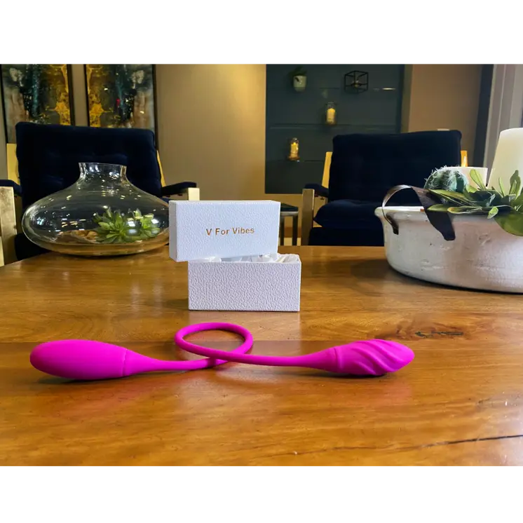 Flora - The Sensational Anal and Vaginal Vibrator