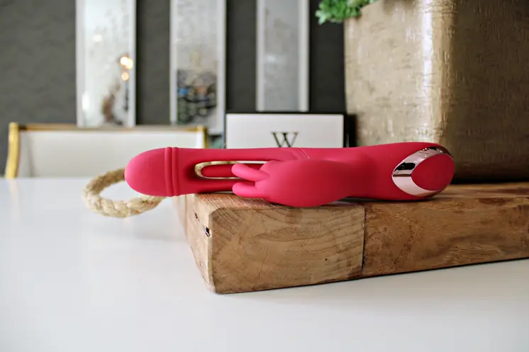 Bora Rabbit Tapping G-spot Vibrator