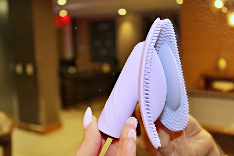 Abeona - The Premium Mini Massager