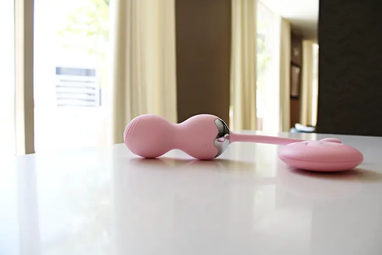 Dies - Premium Ben Wa Balls for Kegel Exercises