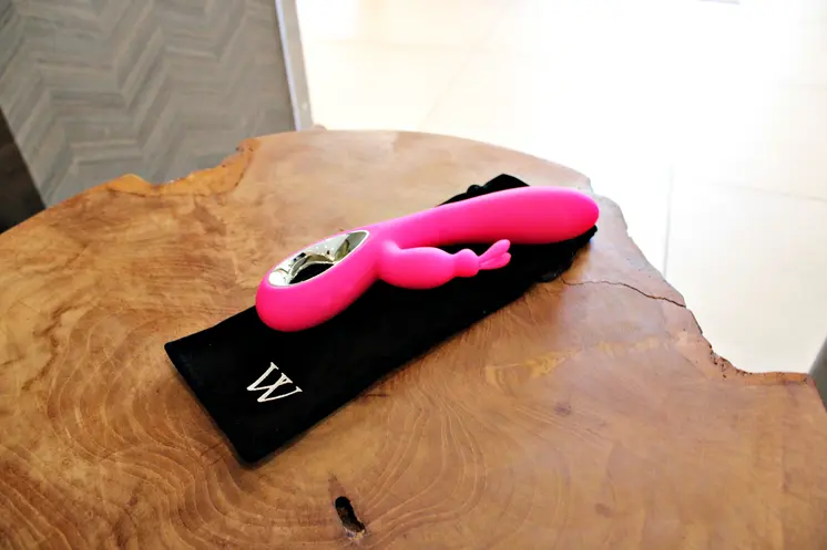 Larunda - The Rabbit Vibrating Toy