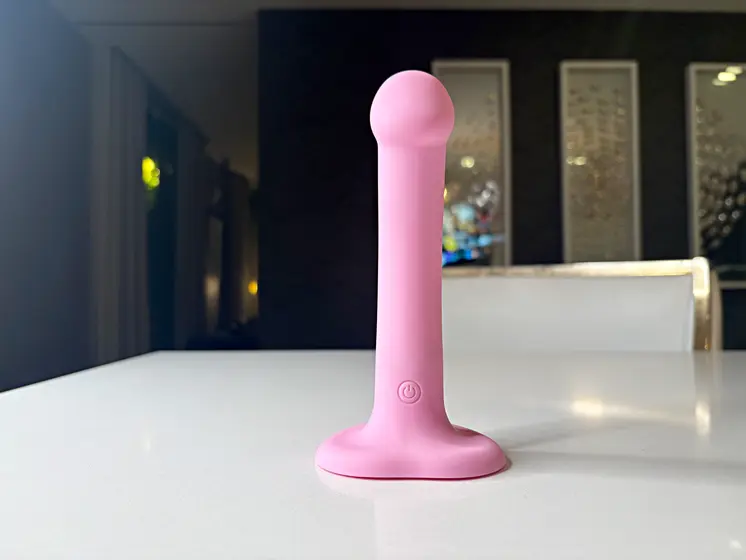 Psyche – The Perfect Blend of Elegance and Power in a Small Pink Dildo