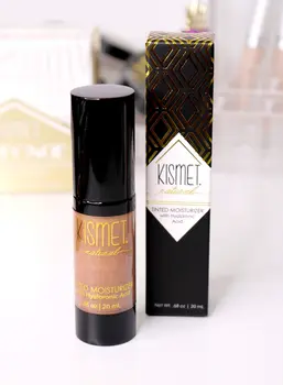 Natural Tinted Moisturizer With Hyaluronic Acid